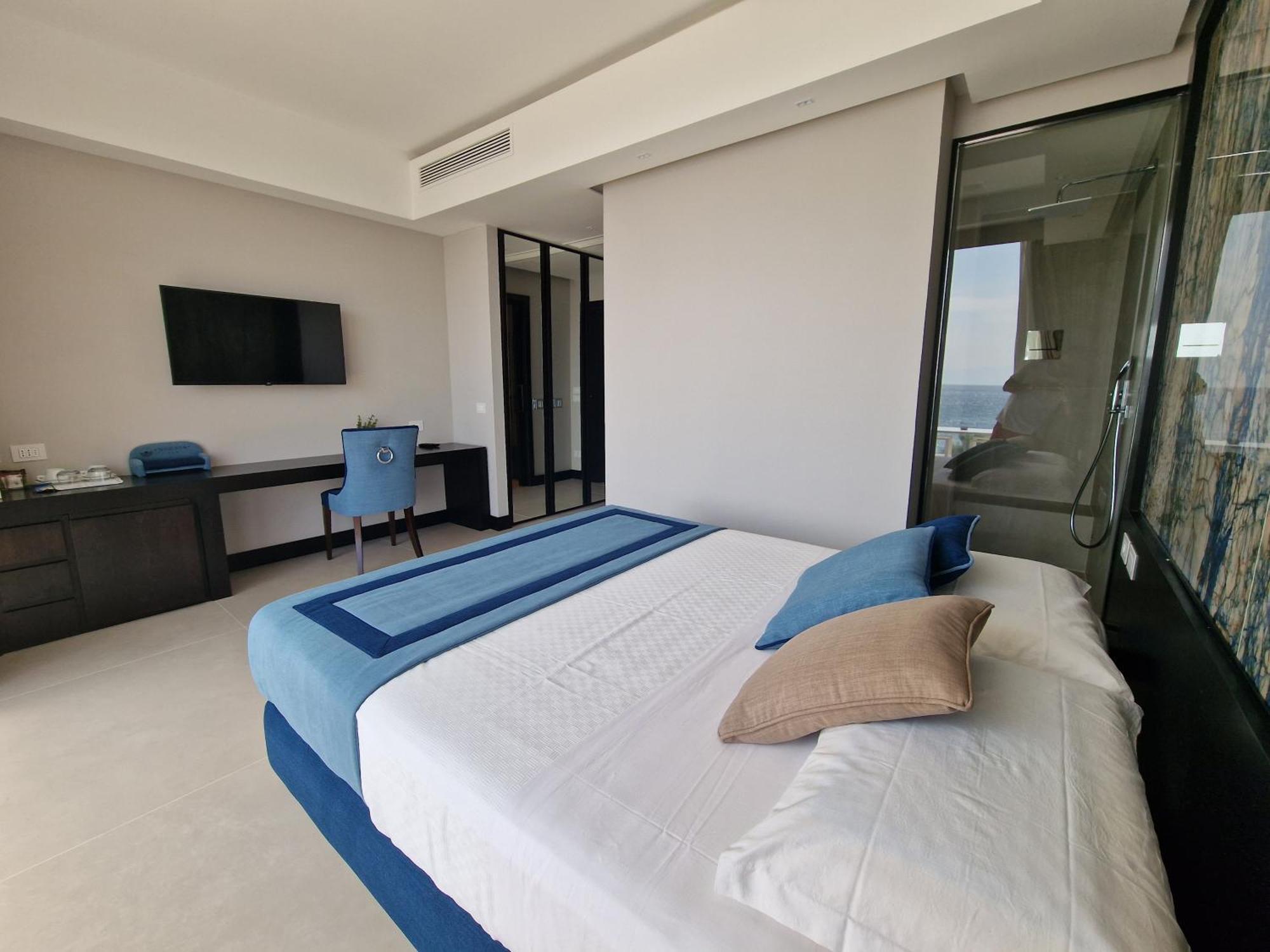 Ngonia Bay Boutique Hotel ミラッツォ エクステリア 写真
