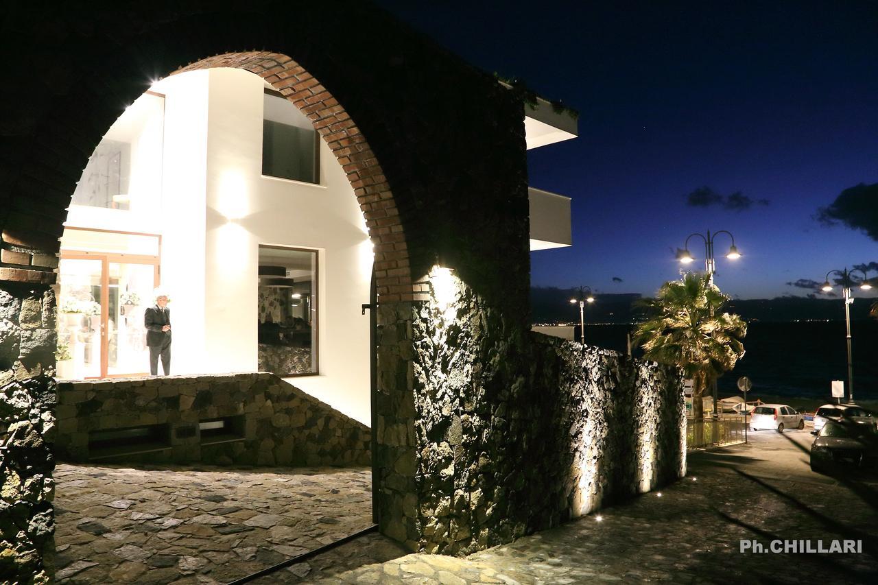 Ngonia Bay Boutique Hotel ミラッツォ エクステリア 写真