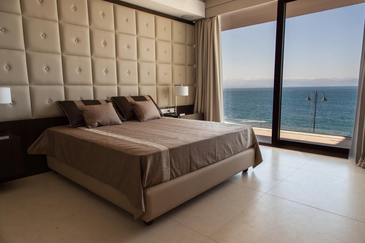 Ngonia Bay Boutique Hotel ミラッツォ エクステリア 写真